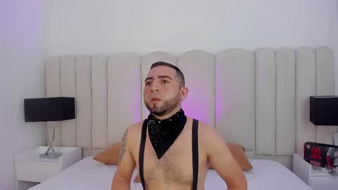 Lushian And Luna online show from 05-11-26, 04:37