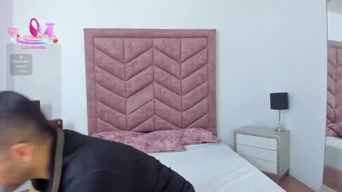 Lushian And Luna online show from 05-12-26, 04:37