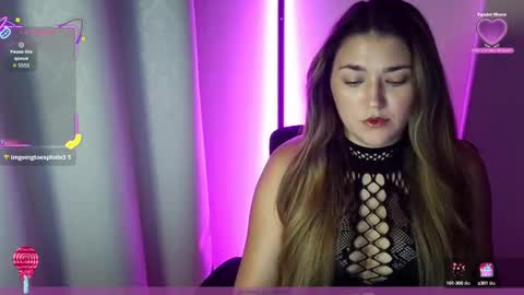 Snapshot of lushlolly chatting on 09-12-25, 03:39 lushlolly online show from 09-12-25, 03:39
