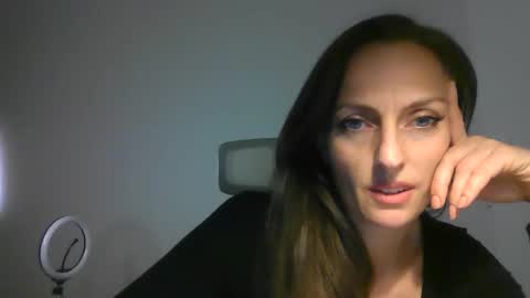 Lusisart online show from 12-14-25, 10:47