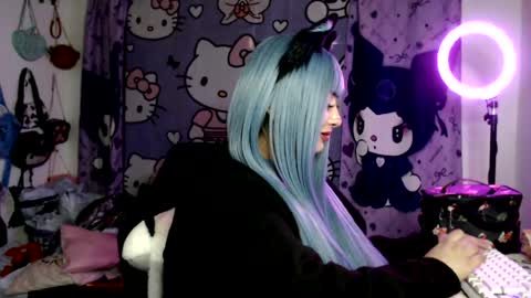 Snapshot of lussyevans_ chatting on 07-18-26, 07:12 lussyevans_ online show from 07-18-26, 07:12