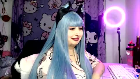 Snapshot of lussyevans_ chatting on 07-25-26, 05:38 lussyevans_ online show from 07-25-26, 05:38