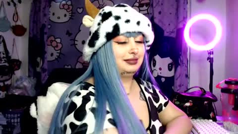 Snapshot of lussyevans_ chatting on 08-07-26, 11:12 lussyevans_ online show from 08-07-26, 11:12