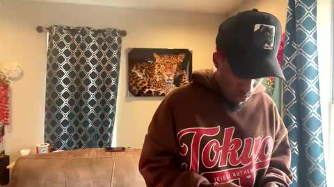 Snapshot of lust_j chatting on 12-01-25, 06:02 LUST online show from 12-01-25, 06:02