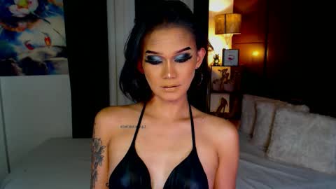 Snapshot of lustfulltrans chatting on 12-05-24, 02:42 AdriannaFowks online show from 12-05-24, 02:42