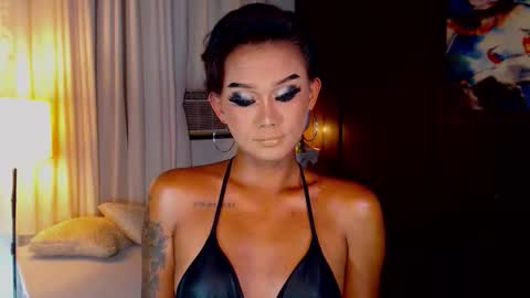 AdriannaFowks online show from 05-05-26, 03:09
