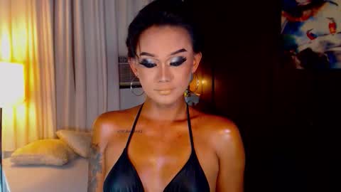 AdriannaFowks online show from 05-06-26, 03:06