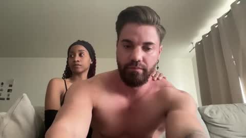 Snapshot of lustlinked chatting on 09-28-25, 04:01 Lust Linked online show from 09-28-25, 04:01