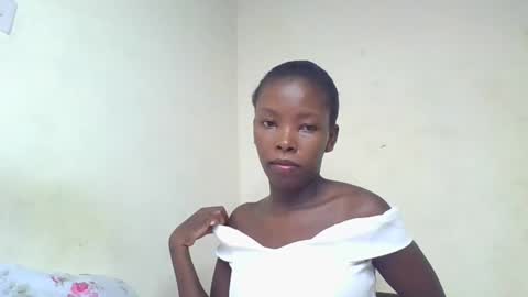 Snapshot of lustrousnerd chatting on 12-30-24, 03:14 Noreh online show from 12-30-24, 03:14