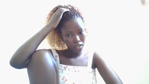 Snapshot of lustrousnerd chatting on 03-06-25, 08:19 Noreh online show from 03-06-25, 08:19