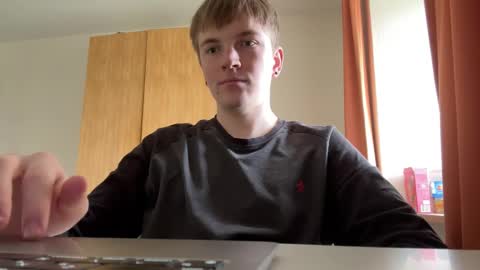 Snapshot of lustviper chatting on 10-15-25, 08:14 Nik online show from 10-15-25, 08:14