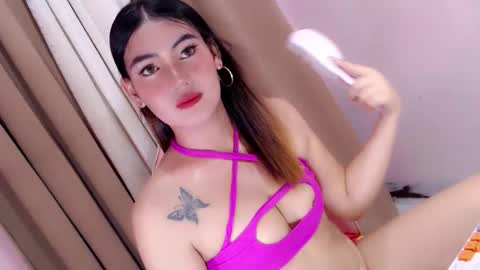 lustyseraphina online show from 10-14-25, 12:00