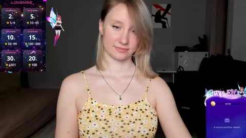 Snapshot of lusyagreenberg chatting on 02-10-25, 05:19 LusyaGreenberg online show from 02-10-25, 05:19