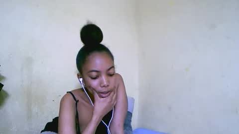 lutchia online show from 09-10-25, 12:21