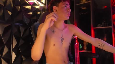 luuck_06 online show from 09-11-25, 06:57