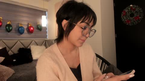Lu online show from 12-26-24, 12:16