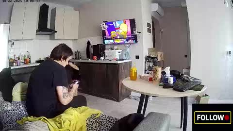 luuvteam online show from 10-22-25, 07:08