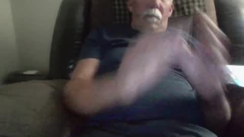 luv269er online show from 04-10-26, 06:51