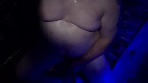 Snapshot of luv2fuk89 chatting on 07-30-26, 02:38 jayred231413 online show from 07-30-26, 02:38