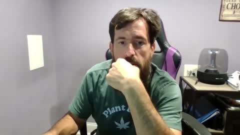 Snapshot of luv2likslit611455 chatting on 10-11-25, 09:19 Luv2likslit online show from 10-11-25, 09:19