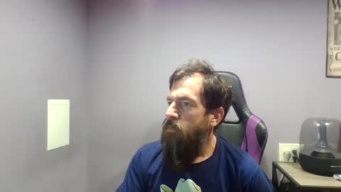 Snapshot of luv2likslit611455 chatting on 11-10-25, 08:13 Luv2likslit online show from 11-10-25, 08:13