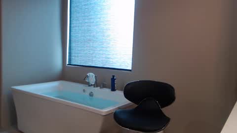 Snapshot of luv_missle chatting on 03-05-25, 06:23 luv_missle online show from 03-05-25, 06:23