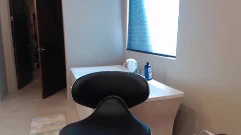 Snapshot of luv_missle chatting on 03-09-25, 07:59 luv_missle online show from 03-09-25, 07:59