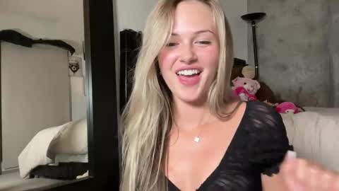 Aimee online show from 03-18-26, 04:48