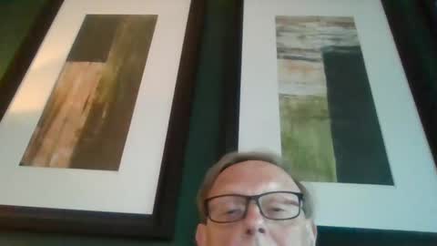 Snapshot of luvbigtits271 chatting on 01-06-25, 03:51 luvbigtits271 online show from 01-06-25, 03:51