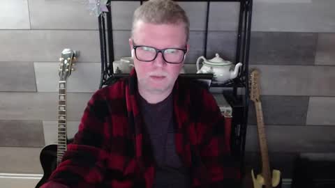 luvbunde online show from 02-08-26, 06:06