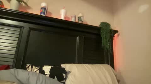 luvrxstarx online show from 12-02-25, 03:34