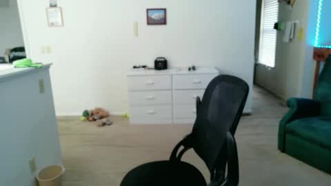 Britney online show from 03-12-26, 07:42