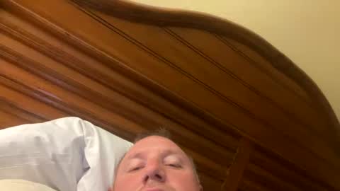 Joe and Sarah online show from 10-03-25, 01:35