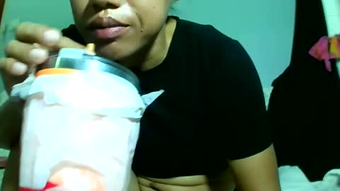 Bee Bee online show from 02-16-25, 11:05