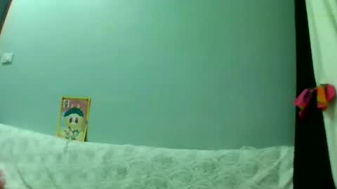 Bee Bee online show from 03-09-25, 03:16