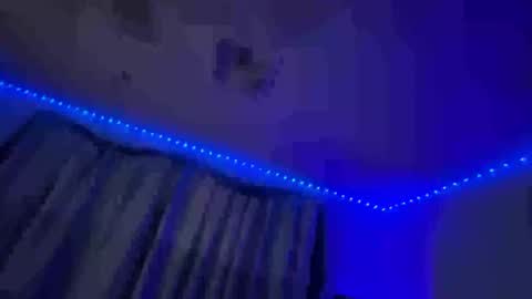 Snapshot of luvvlee chatting on 09-13-25, 10:26 luvvlee online show from 09-13-25, 10:26