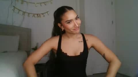 Liv 3 online show from 11-26-25, 12:22