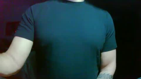 Snapshot of luvzjerkingoff chatting on 12-31-24, 05:33 luvzjerkingoff online show from 12-31-24, 05:33
