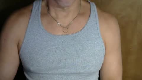 Snapshot of luvzjerkingoff chatting on 01-13-25, 01:17 luvzjerkingoff online show from 01-13-25, 01:17