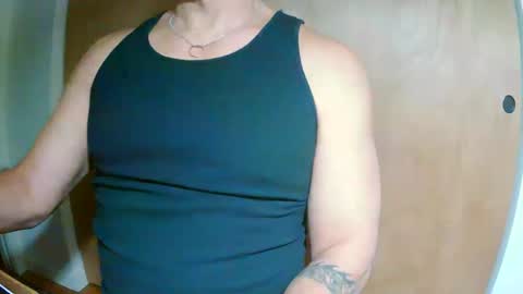 Snapshot of luvzjerkingoff chatting on 01-15-25, 02:24 luvzjerkingoff online show from 01-15-25, 02:24