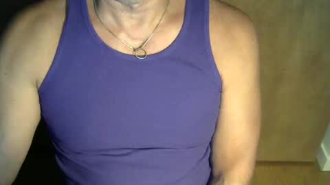 Snapshot of luvzjerkingoff chatting on 09-17-25, 04:14 luvzjerkingoff online show from 09-17-25, 04:14