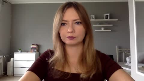 Millie online show from 10-12-25, 02:16