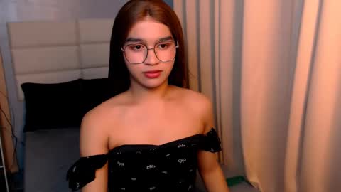 queen lux online show from 02-21-25, 09:22