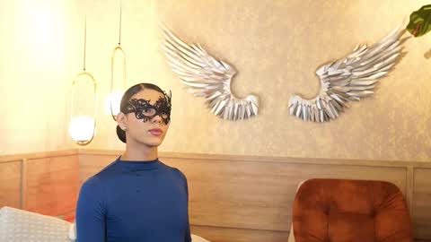 Snapshot of luxa_velvett chatting on 03-09-26, 01:15 Luxa online show from 03-09-26, 01:15