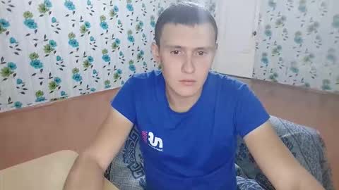 Snapshot of luxeboy_ chatting on 09-13-25, 06:29 Mike online show from 09-13-25, 06:29