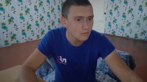 Snapshot of luxeboy_ chatting on 09-16-25, 07:20 Mike online show from 09-16-25, 07:20