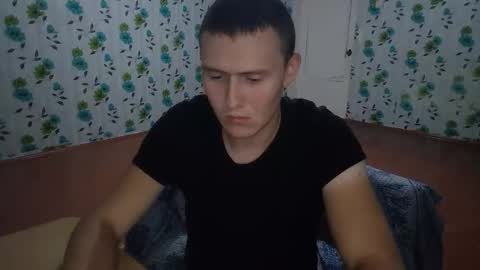 Snapshot of luxeboy_ chatting on 09-16-25, 07:26 Mike online show from 09-16-25, 07:26