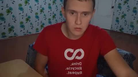 Snapshot of luxeboy_ chatting on 09-21-25, 07:15 Mike online show from 09-21-25, 07:15