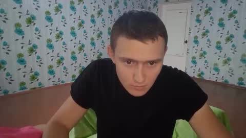 Snapshot of luxeboy_ chatting on 09-24-25, 08:50 Mike online show from 09-24-25, 08:50