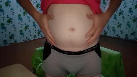 Snapshot of luxeboy_ chatting on 09-27-25, 09:42 Mike online show from 09-27-25, 09:42